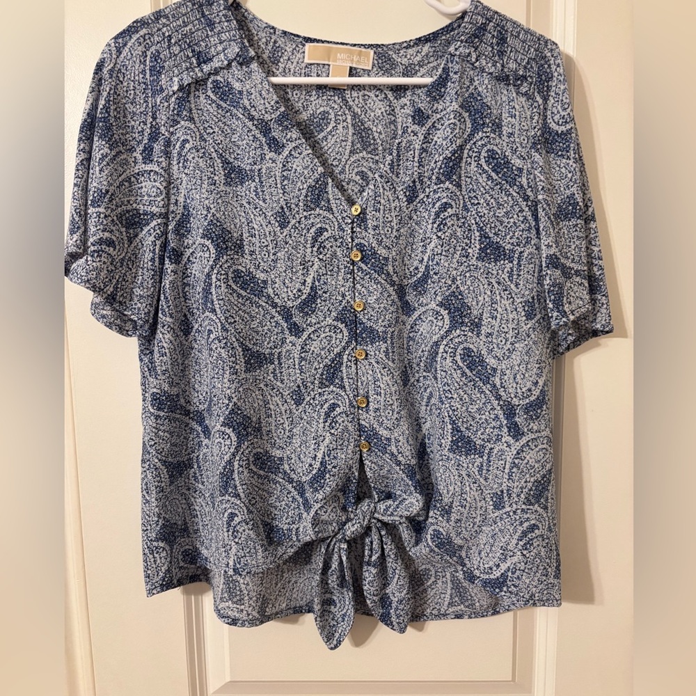Micheal Kors Blouse in a size small